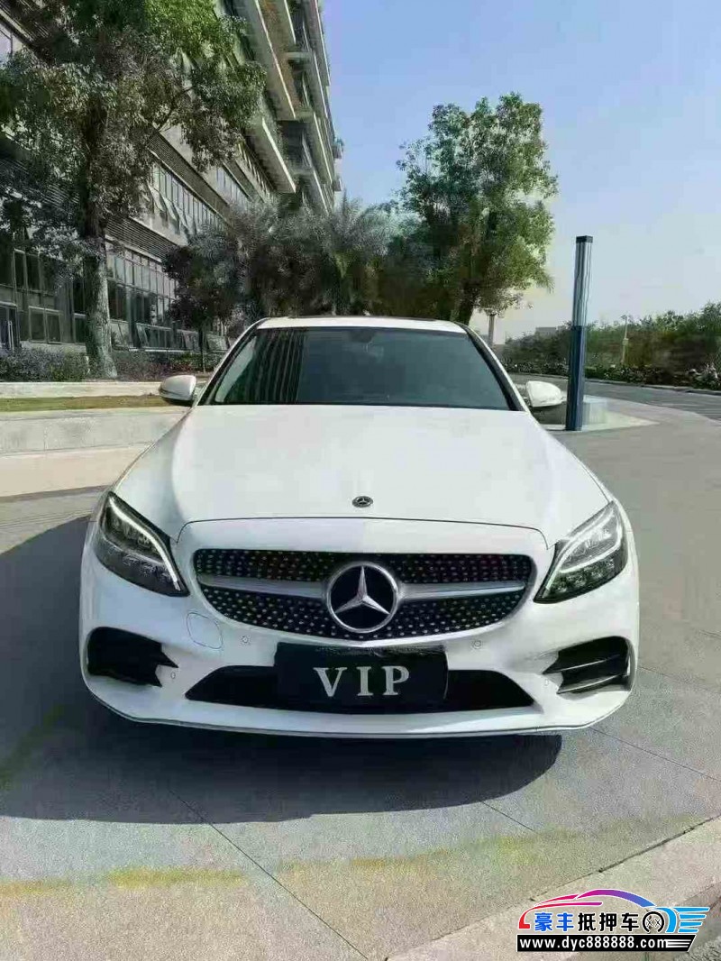 20年奔驰C轿车抵押车出售