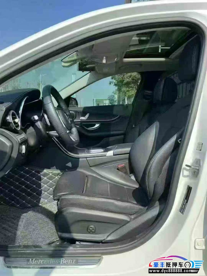 20年奔驰C轿车抵押车出售