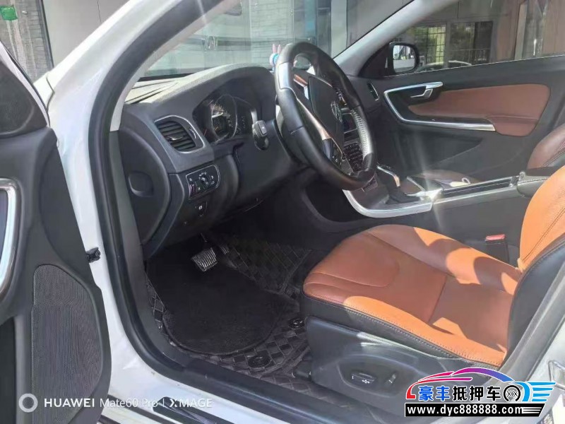 17年沃尔沃S60轿车抵押车出售