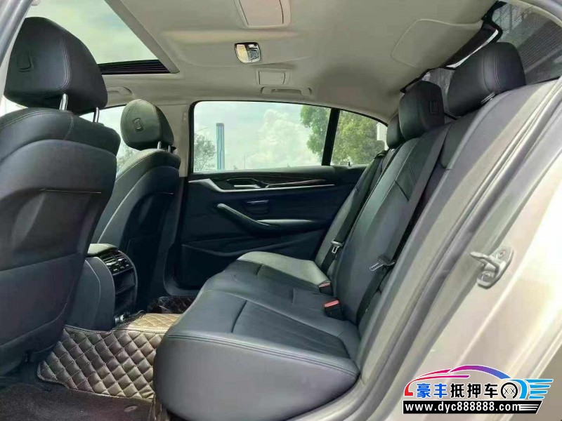 18年宝马5系轿车抵押车出售