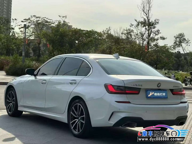 22年宝马3系轿车抵押车出售