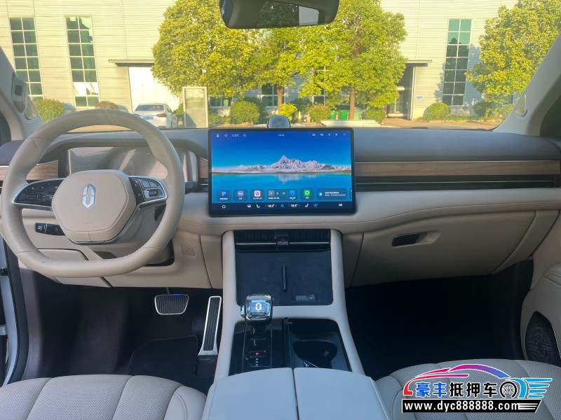 24年华为问界轿车抵押车出售