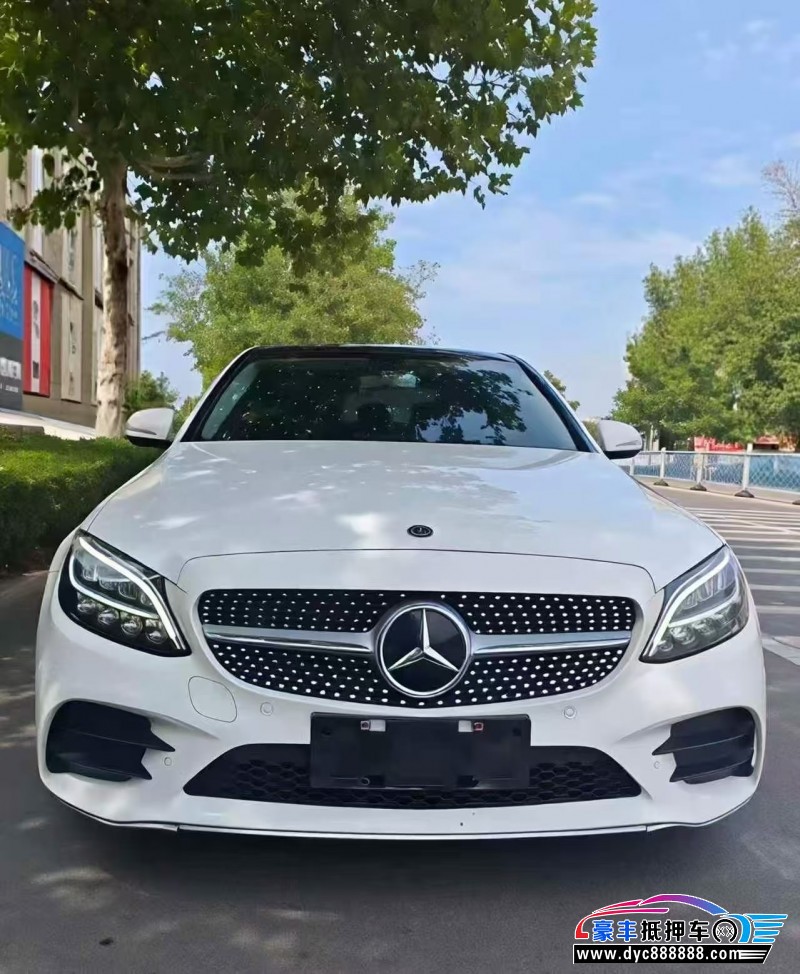 19年奔驰C轿车抵押车出售