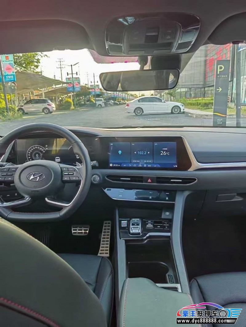 23年现代索纳塔轿车抵押车出售