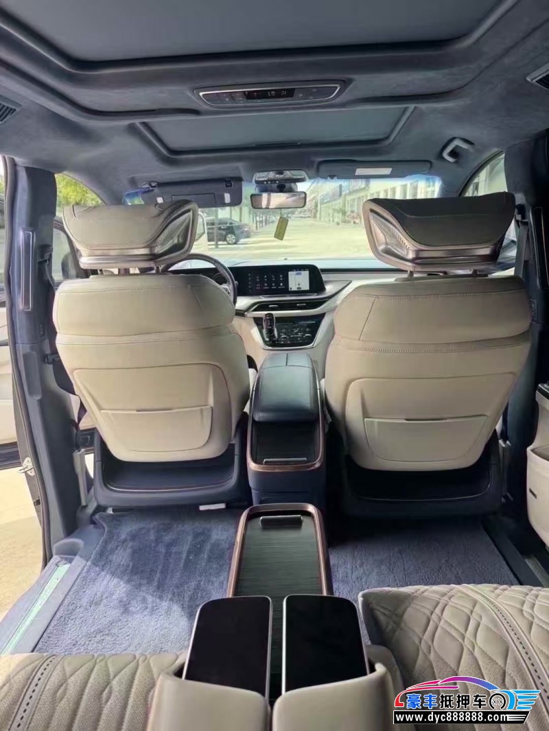 21年别克GL8轿车抵押车出售