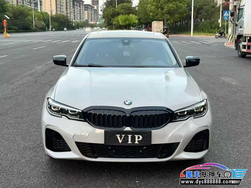 21年宝马3系轿车抵押车出售