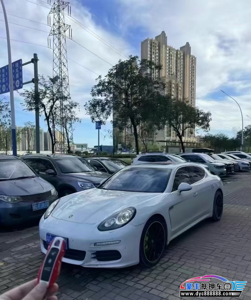 15年保时捷帕纳梅拉轿车抵押车出售