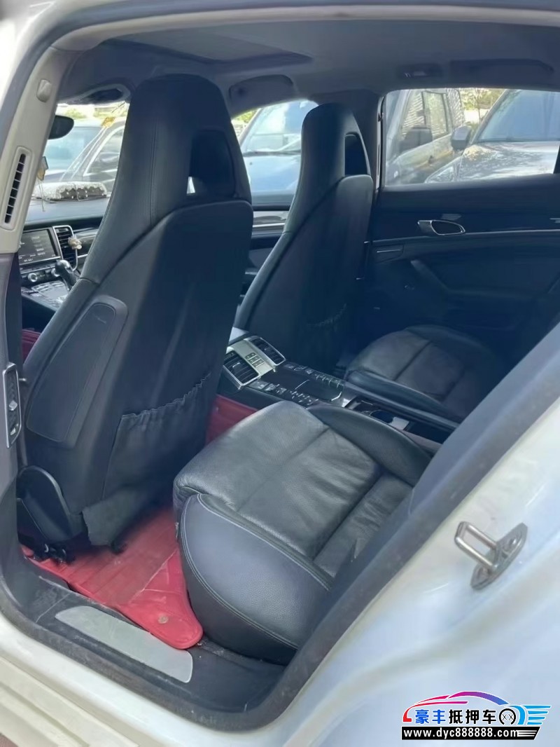 15年保时捷帕纳梅拉轿车抵押车出售