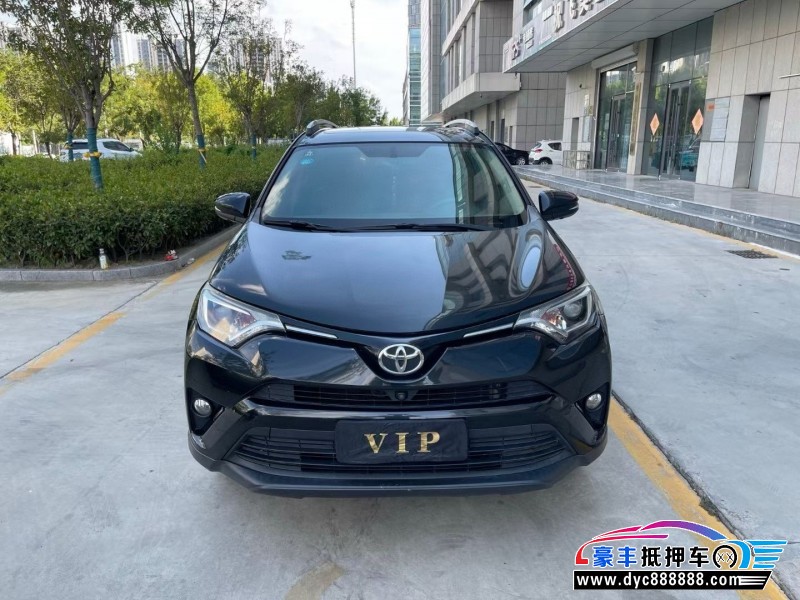 17年丰田RAV4轿车抵押车出售