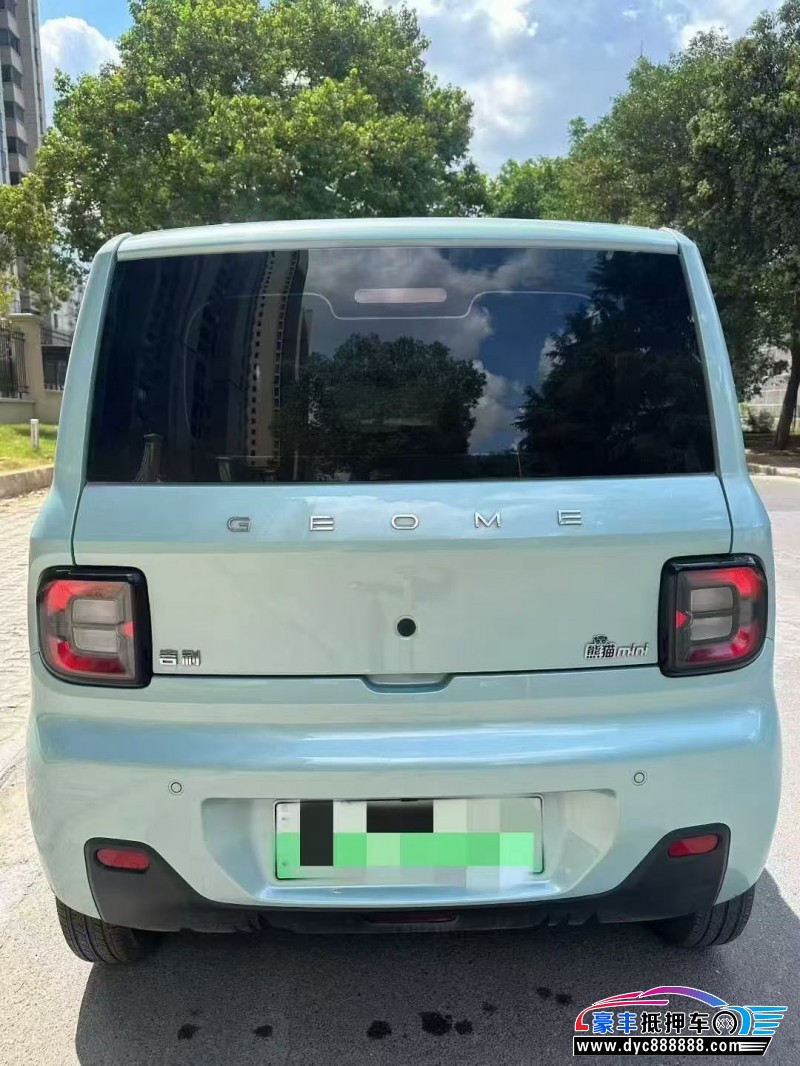 24年吉利熊猫轿车抵押车出售