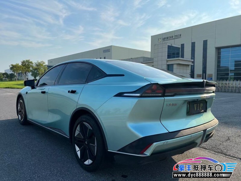 22年长安深蓝SL03轿车抵押车出售