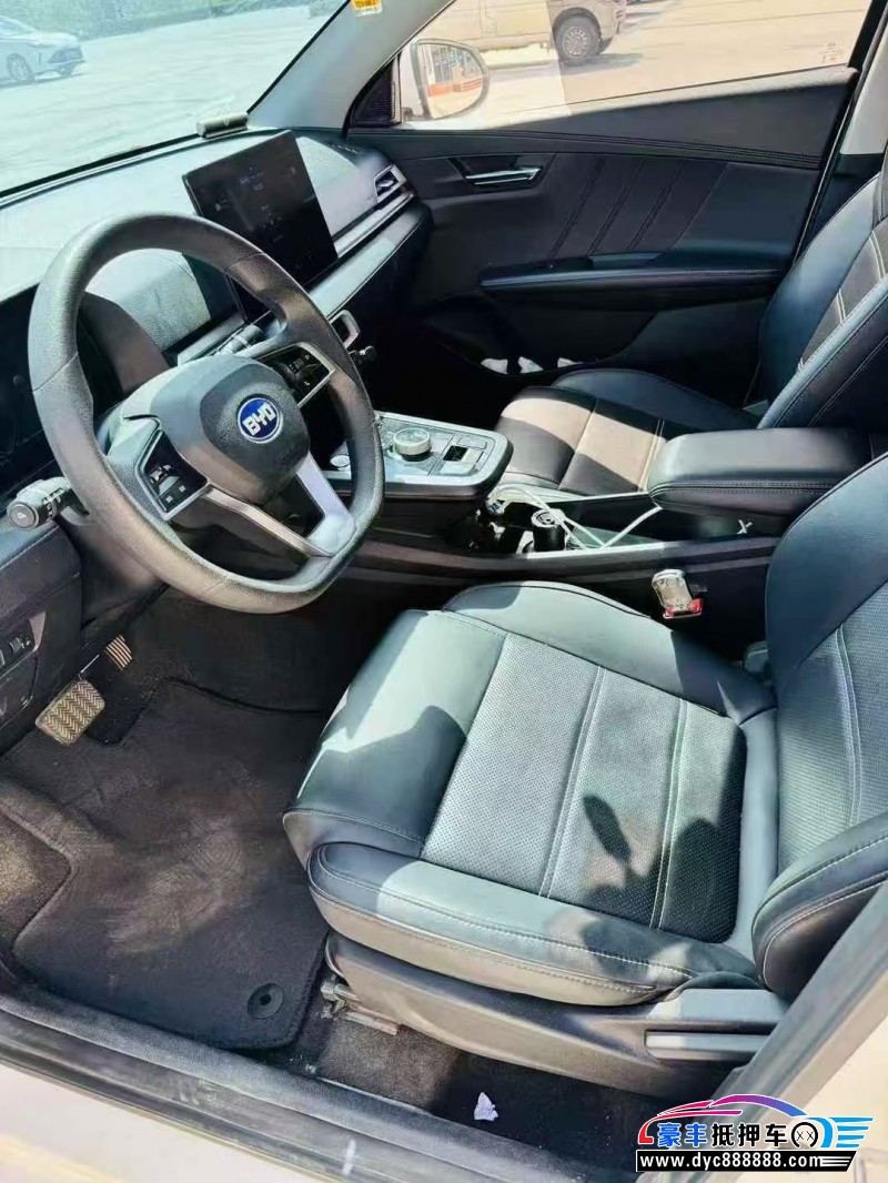 23年比亚迪E3轿车抵押车出售