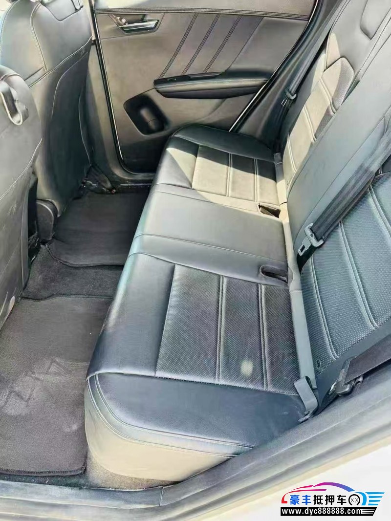 23年比亚迪E3轿车抵押车出售