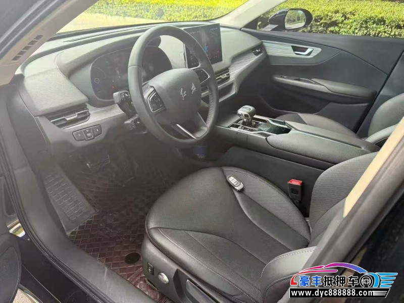 23年红旗EQM5轿车抵押车出售