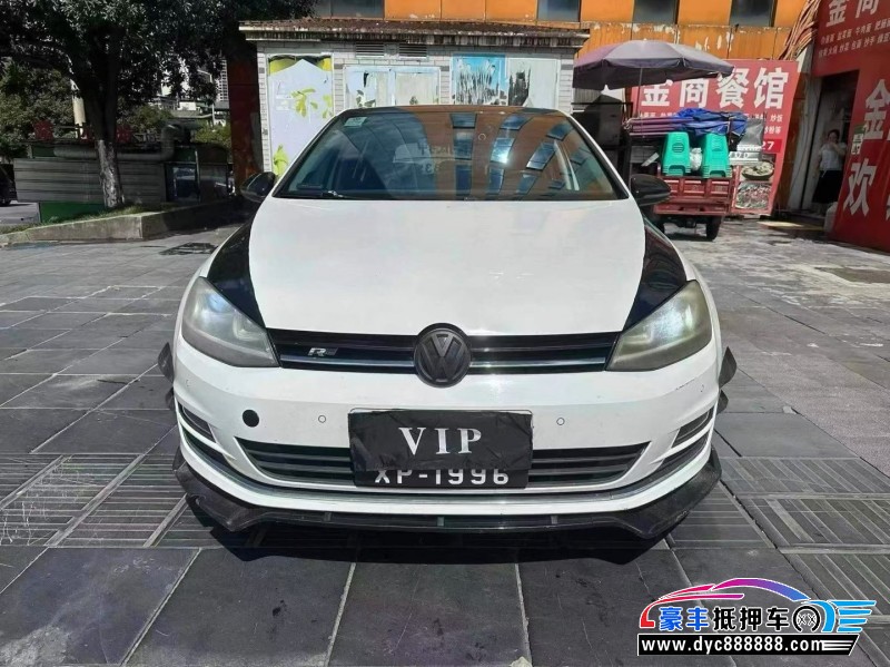 17年大众高尔夫轿车抵押车出售