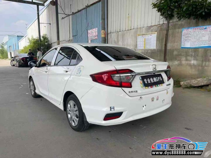 16年本田哥瑞轿车抵押车出售