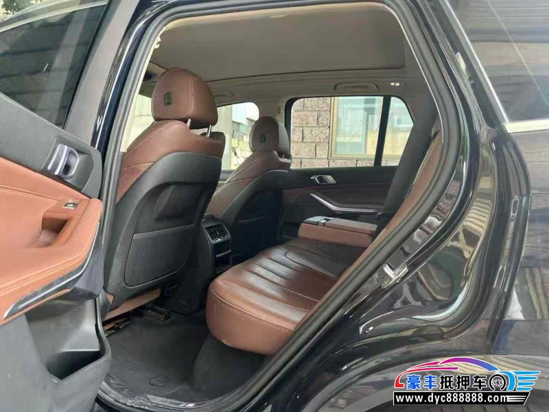 20年宝马X5轿车抵押车出售