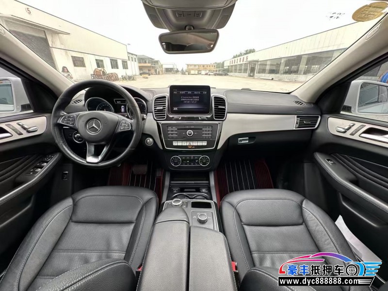 18年奔驰GLE轿车抵押车出售