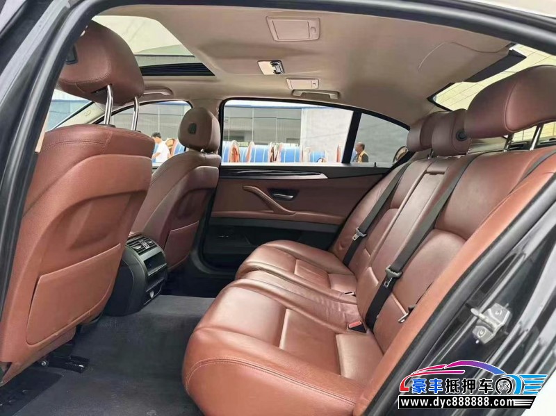 17年宝马5系轿车抵押车出售