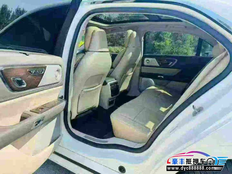 18年林肯大陆轿车抵押车出售