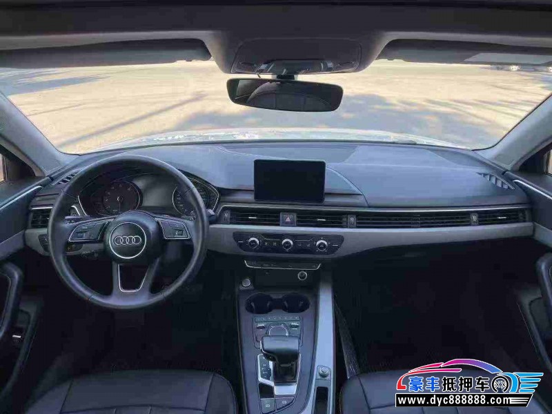 19年奥迪A4轿车抵押车出售