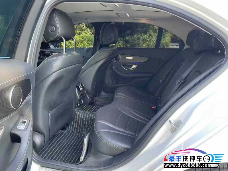 20年奔驰C轿车抵押车出售