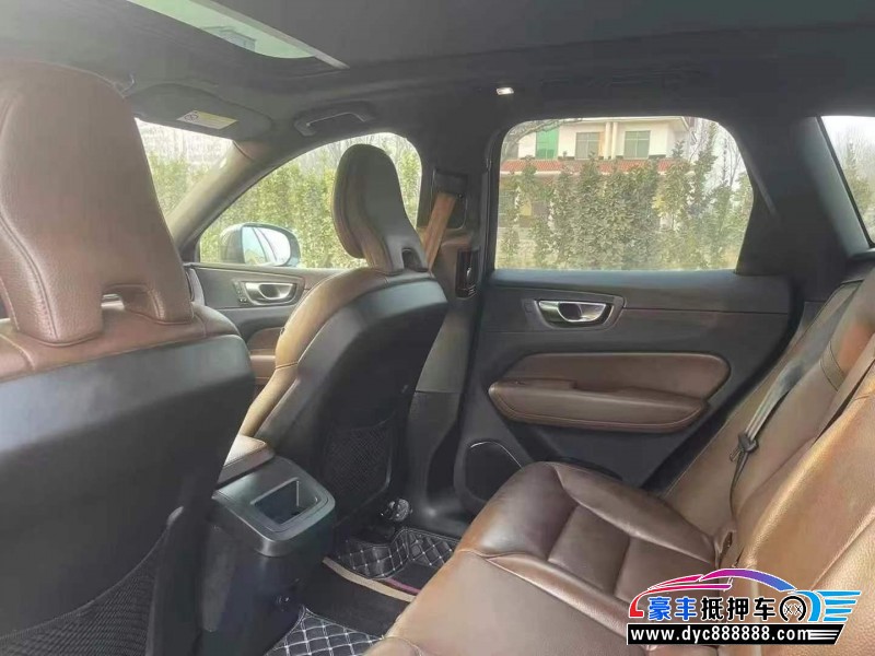 21年沃尔沃XC60轿车抵押车出售