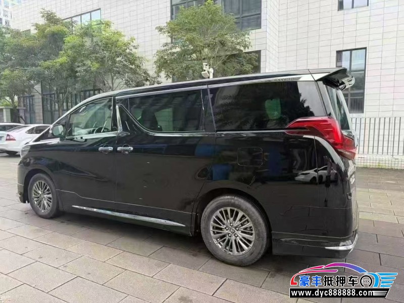 20年丰田埃尔法轿车抵押车出售