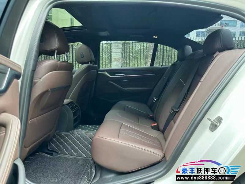 23年宝马5系轿车抵押车出售