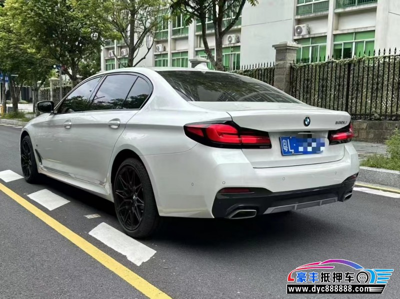23年宝马5系轿车抵押车出售