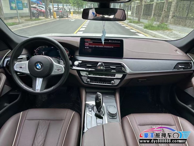 23年宝马5系轿车抵押车出售