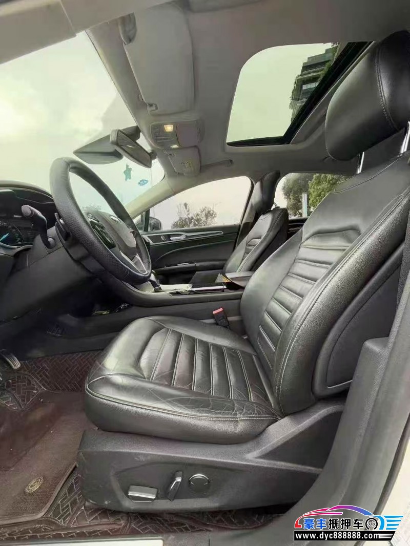 15年福特蒙迪欧轿车抵押车出售