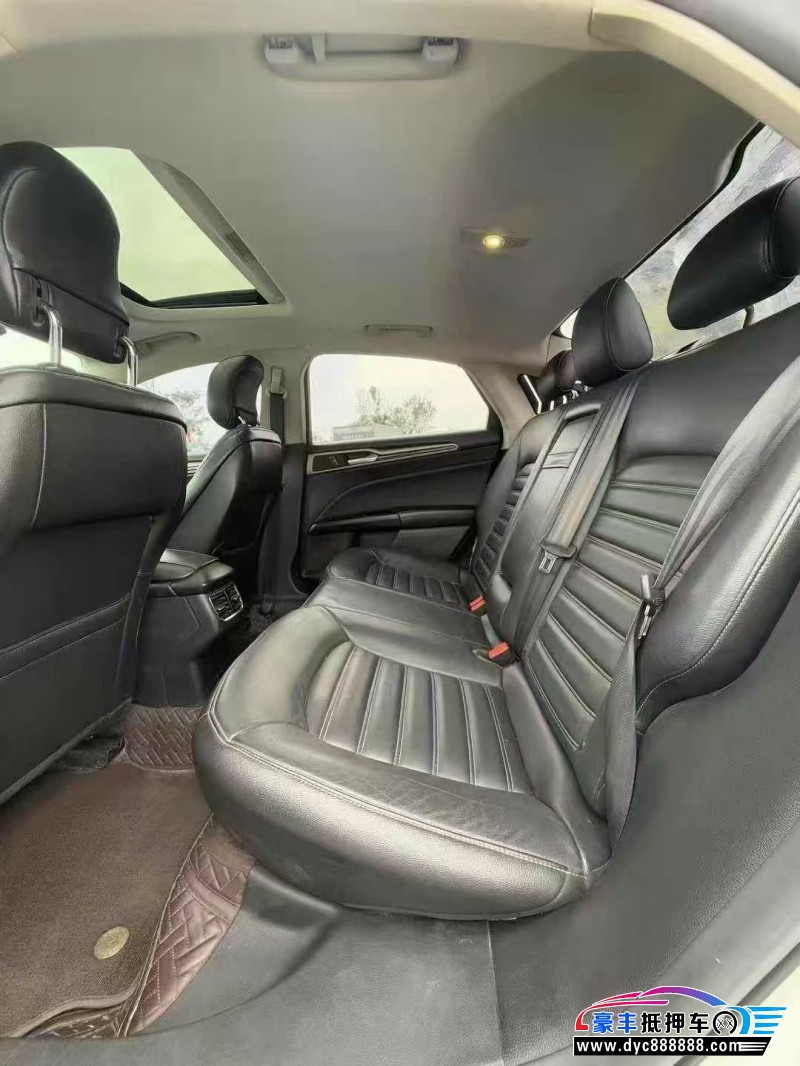 15年福特蒙迪欧轿车抵押车出售