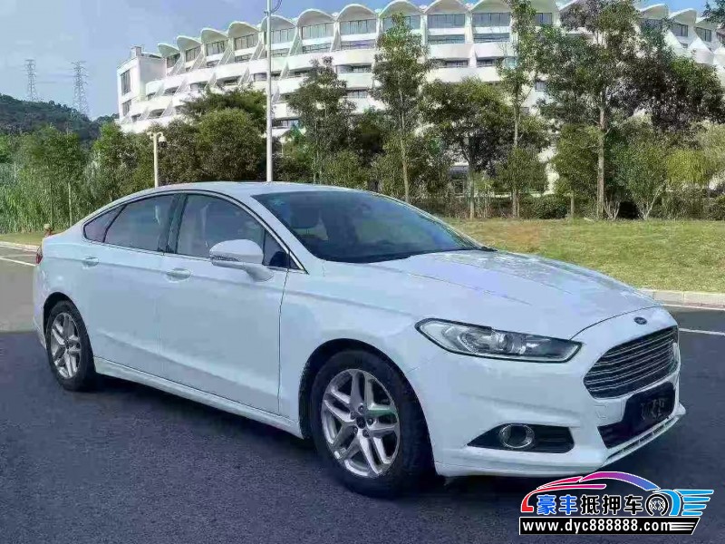 13年福特蒙迪欧轿车抵押车出售