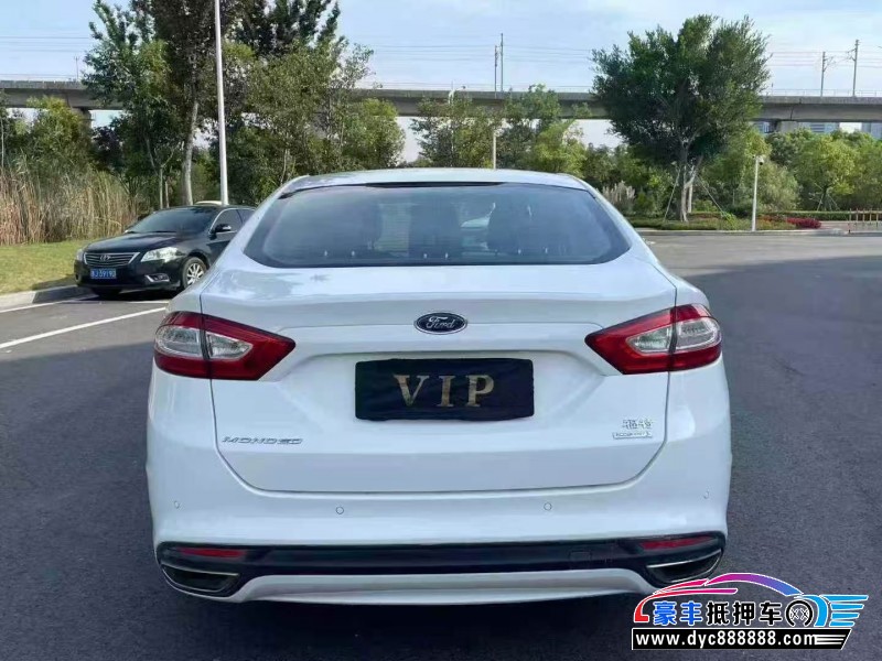 13年福特蒙迪欧轿车抵押车出售