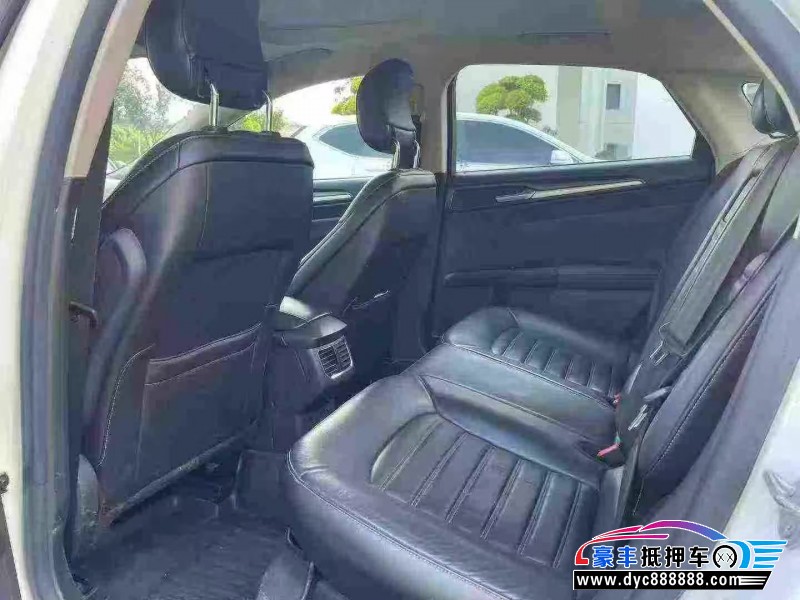 13年福特蒙迪欧轿车抵押车出售