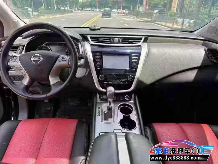 18年日产楼兰轿车抵押车出售