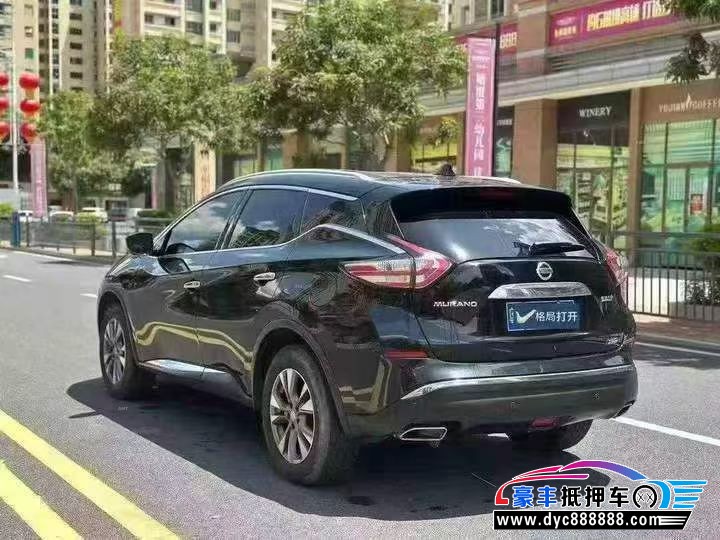 18年日产楼兰轿车抵押车出售