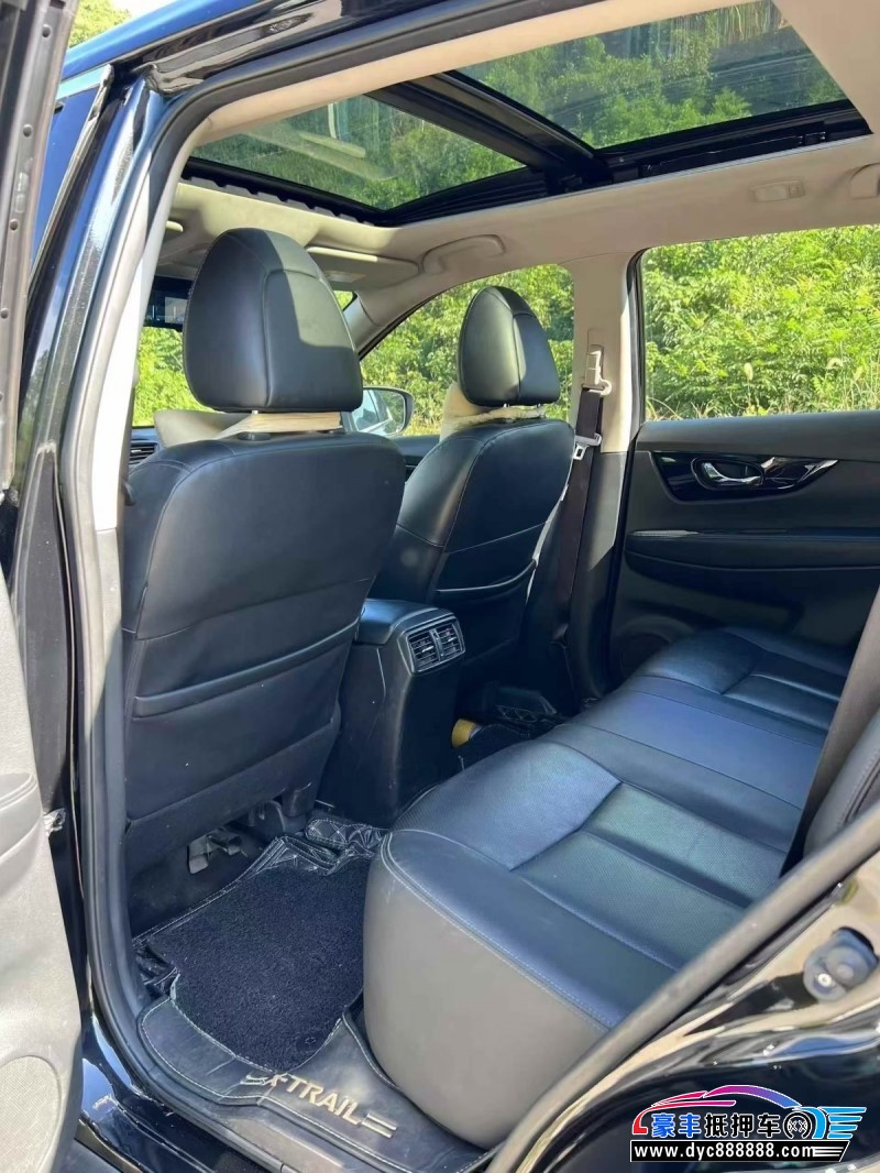 20年日产奇骏轿车抵押车出售