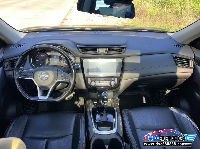 20年日产奇骏轿车抵押车出售