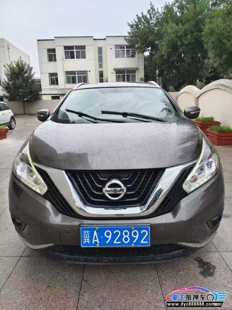 17年日产楼兰轿车抵押车出售