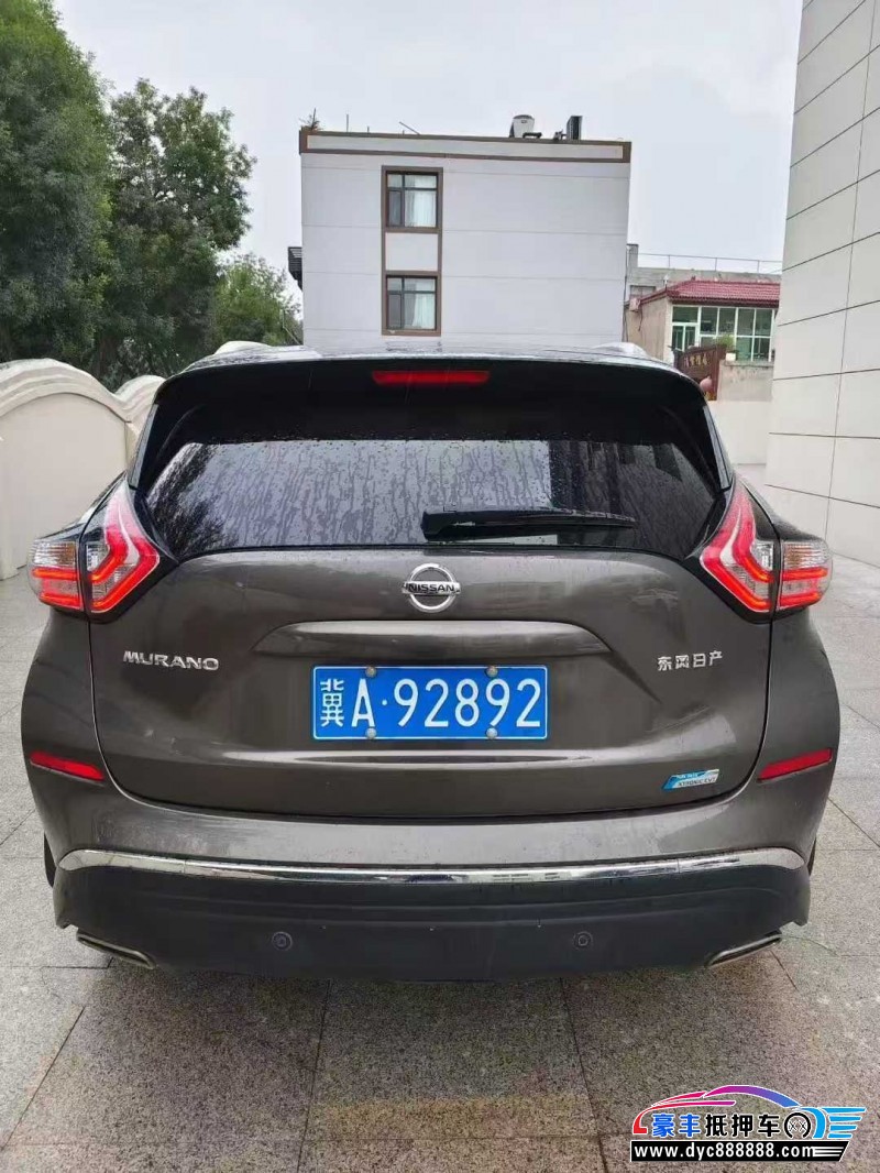 17年日产楼兰轿车抵押车出售