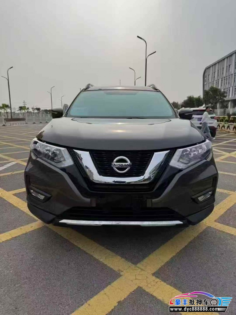 18年日产奇骏轿车抵押车出售