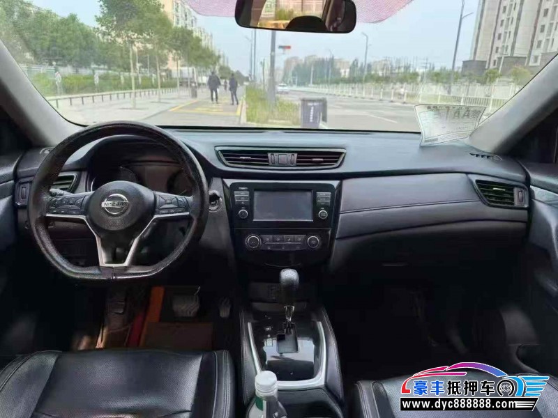 18年日产奇骏轿车抵押车出售