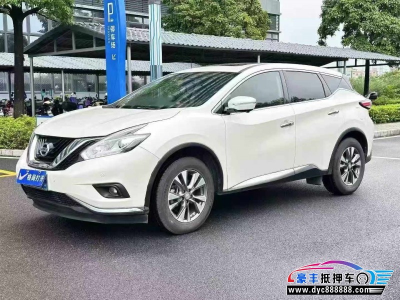 20年日产楼兰轿车抵押车出售