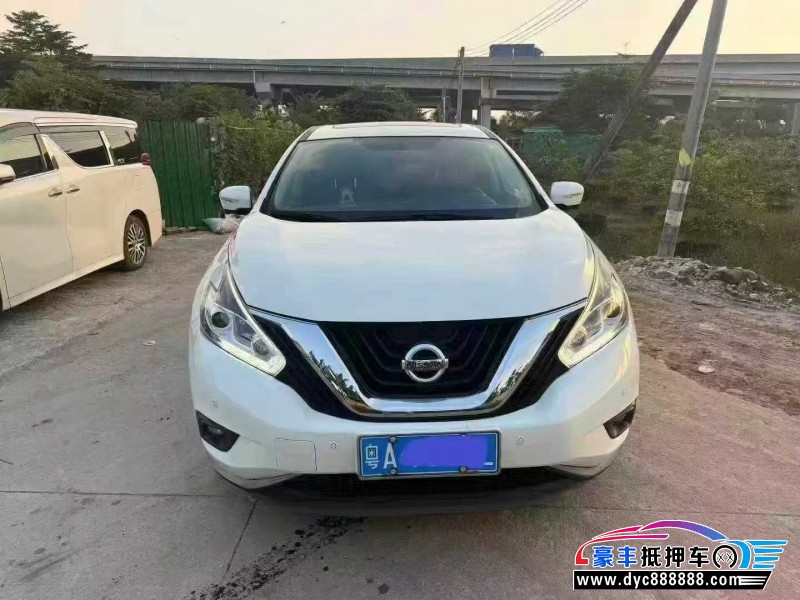 19年日产楼兰轿车抵押车出售