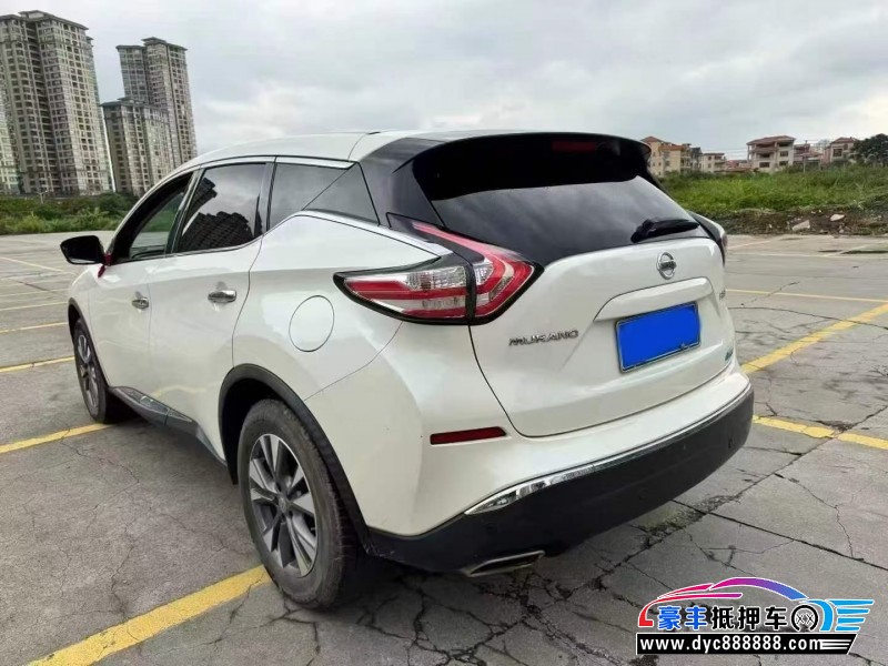 18年日产楼兰轿车抵押车出售