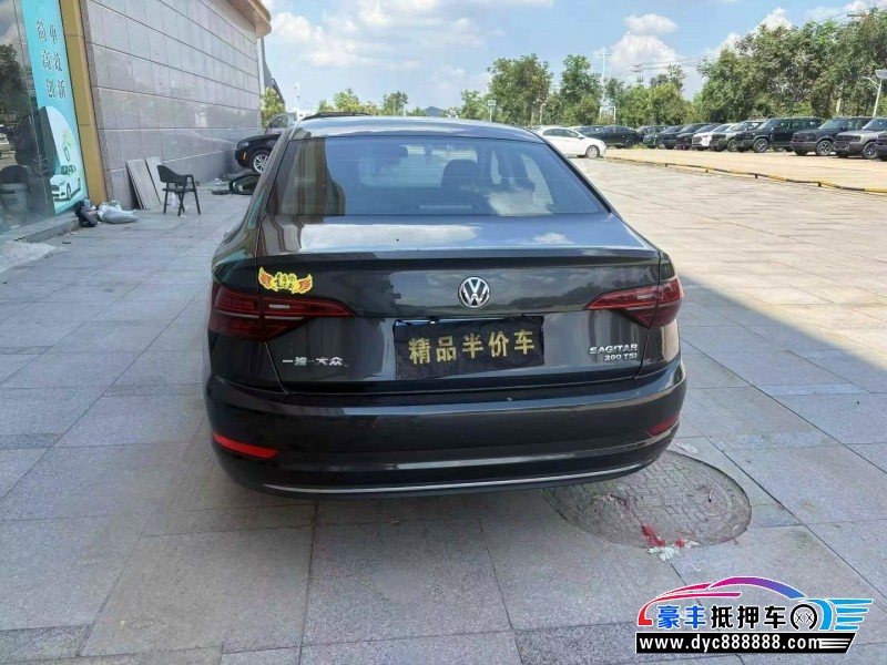 19年大众速腾轿车抵押车出售