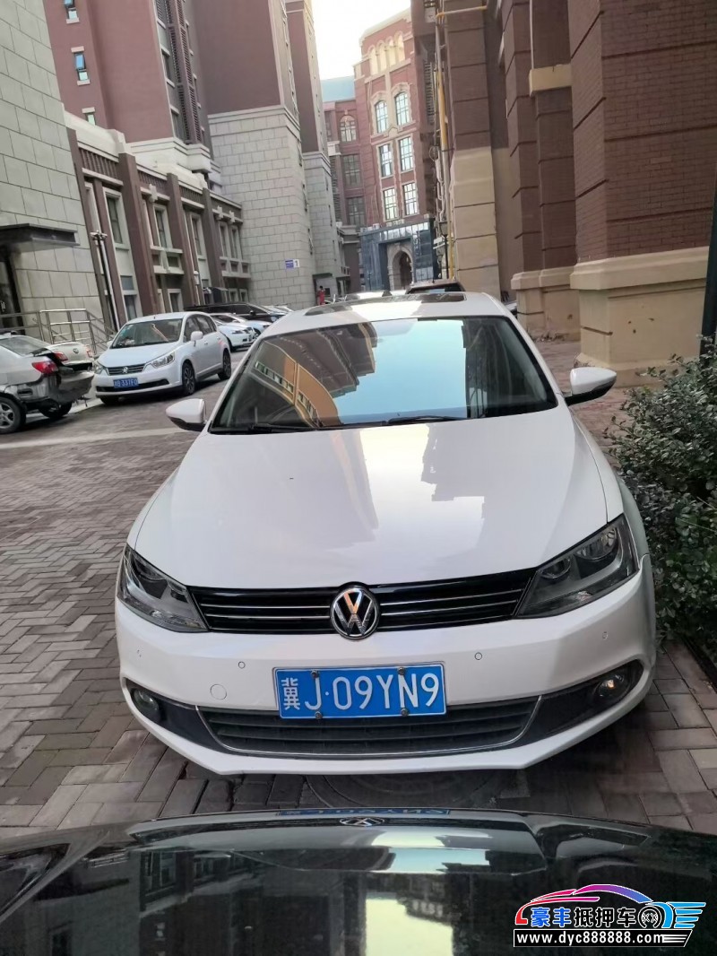 15年大众速腾轿车抵押车出售