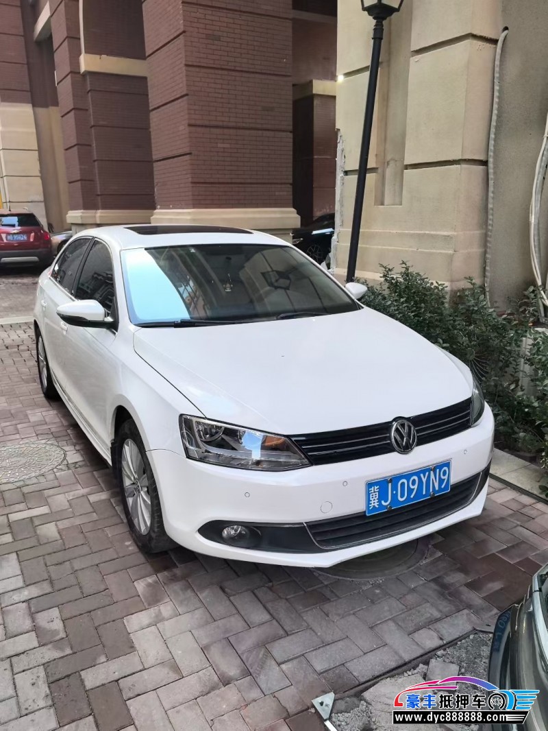 15年大众速腾轿车抵押车出售